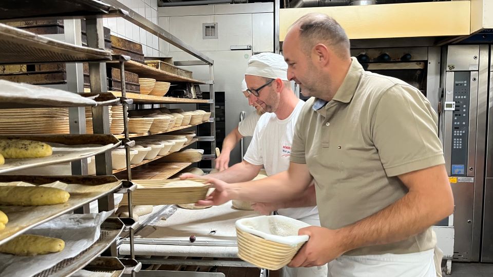 09.72.2022 - Eintauchen in die Welt des Bäckerhandwerks - Einsammeln der Gärkörbe
