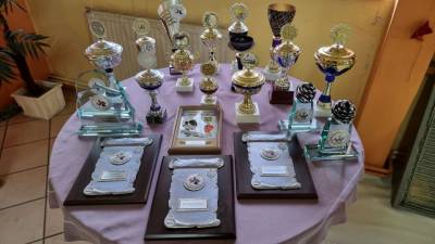 Eine Vielzahl von Pokalen wurde vergeben.
