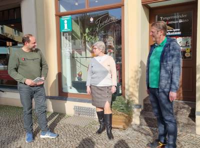 Gespr�chsrunde mit Regine Sch�nberg und Marko Kubatzki zum Thema Tourismus in Tangerm�nde