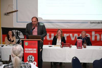 Gru�wort bei der JHV