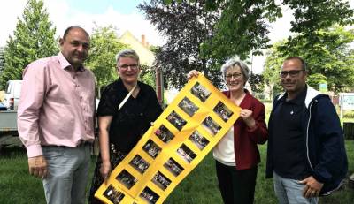 v.l. Thomas Staudt MdL, Inge Friedrich (Leiterin des Advent-Kindergartens), 2 Vertreter der Agrargenossenschaft Hohenseeden, die ebenfalls gratuliert haben