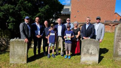 v.l. Thomas Staudt, Marco Bohn, Igor Pissetski, Thorben Prox, Dr. Rainer Haseloff, Leander G�nther, Max Privorozki, Petra Hoffmann, Prof. Hans-Jochen Heinze, Steffen Schilm